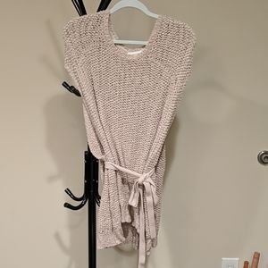 Cream sleeveless sweater tunic, Med